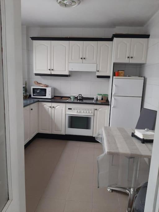 Habitacion Canteras Con Bano Privado , En Apartamento Compartido Las Palmas Exterior photo